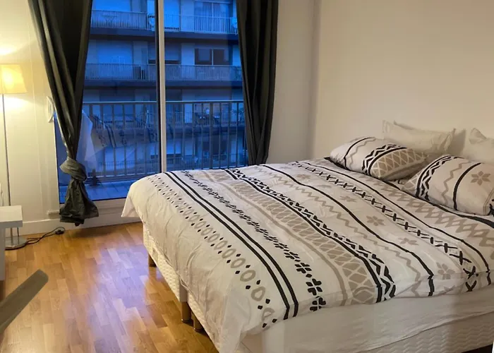 17 Apartament *